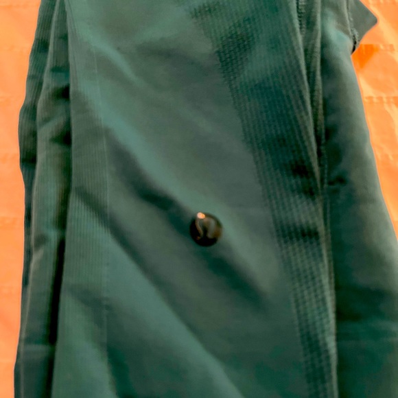 Rare Lululemon ebb to street seamless leggings - Picture 4 of 4